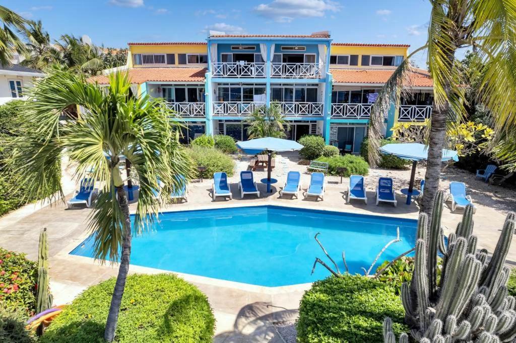 Bonaire Oceanfront Apartments Кралендейк Экстерьер фото